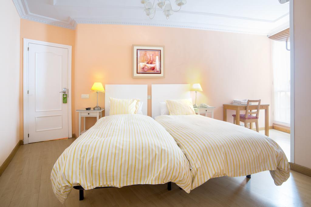 Hostal Adriano — Foto 2